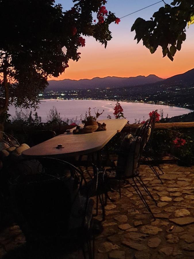 Unique View Apartment Kalamata Extérieur photo