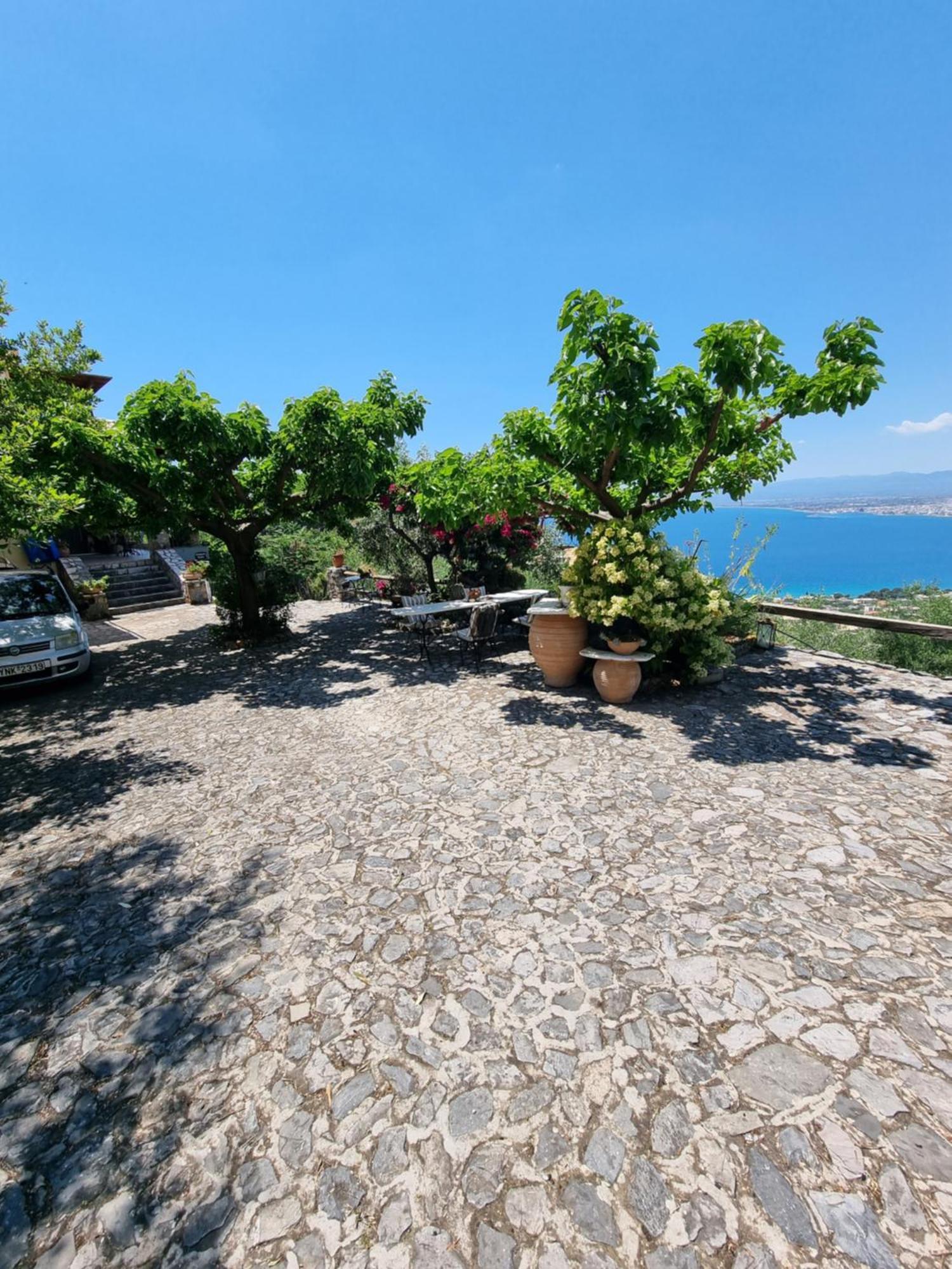 Unique View Apartment Kalamata Extérieur photo