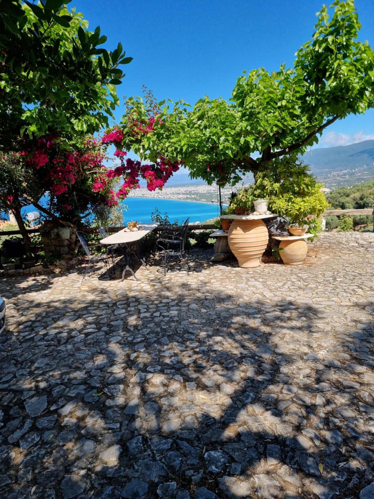 Unique View Apartment Kalamata Extérieur photo